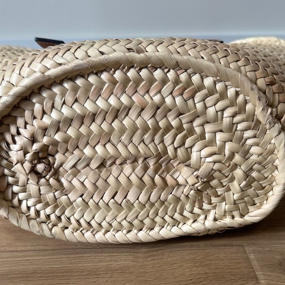 Loewe x Paula’s Ibiza Basket Bag in Palm Leaf with Leather Handles - Picture 10 of 14